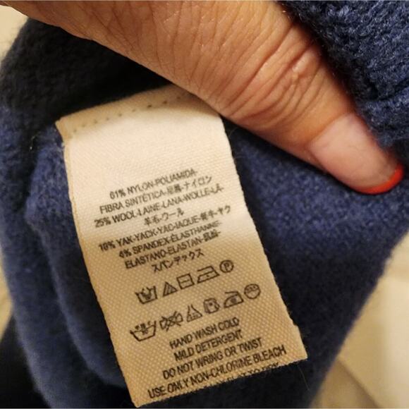 FREE PEOPLE BLUE OVERSIZED SWEATER SIZE SMALL - Picture 6 of 8